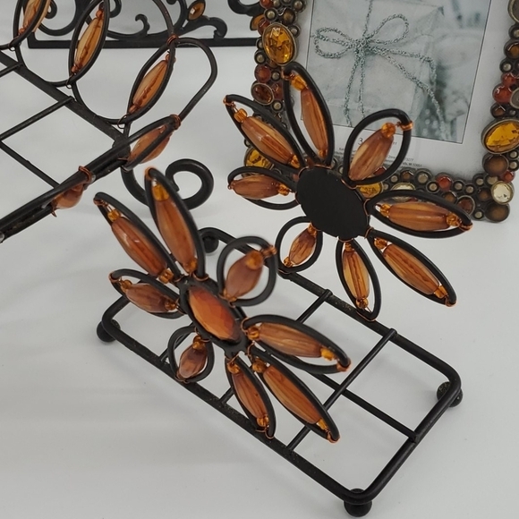 4 PIECE JEWELED BATHROOM SET - Picture 8 of 14